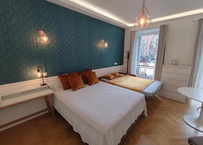 Nice Central Boutique Studio Apartments 1